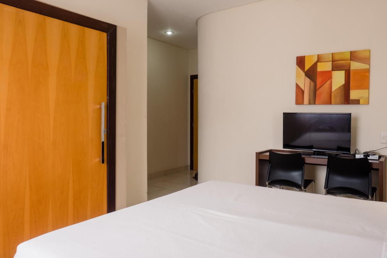 Ibituruna Center Hotel Governador Valadares Exterior foto